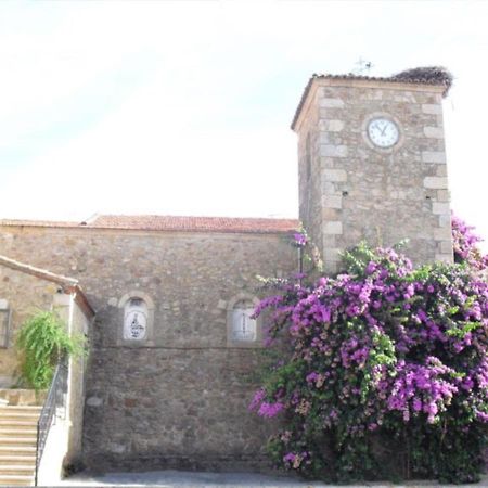 Apartamentos Turisticos Huerto El Horno Torremenga Eksteriør bilde